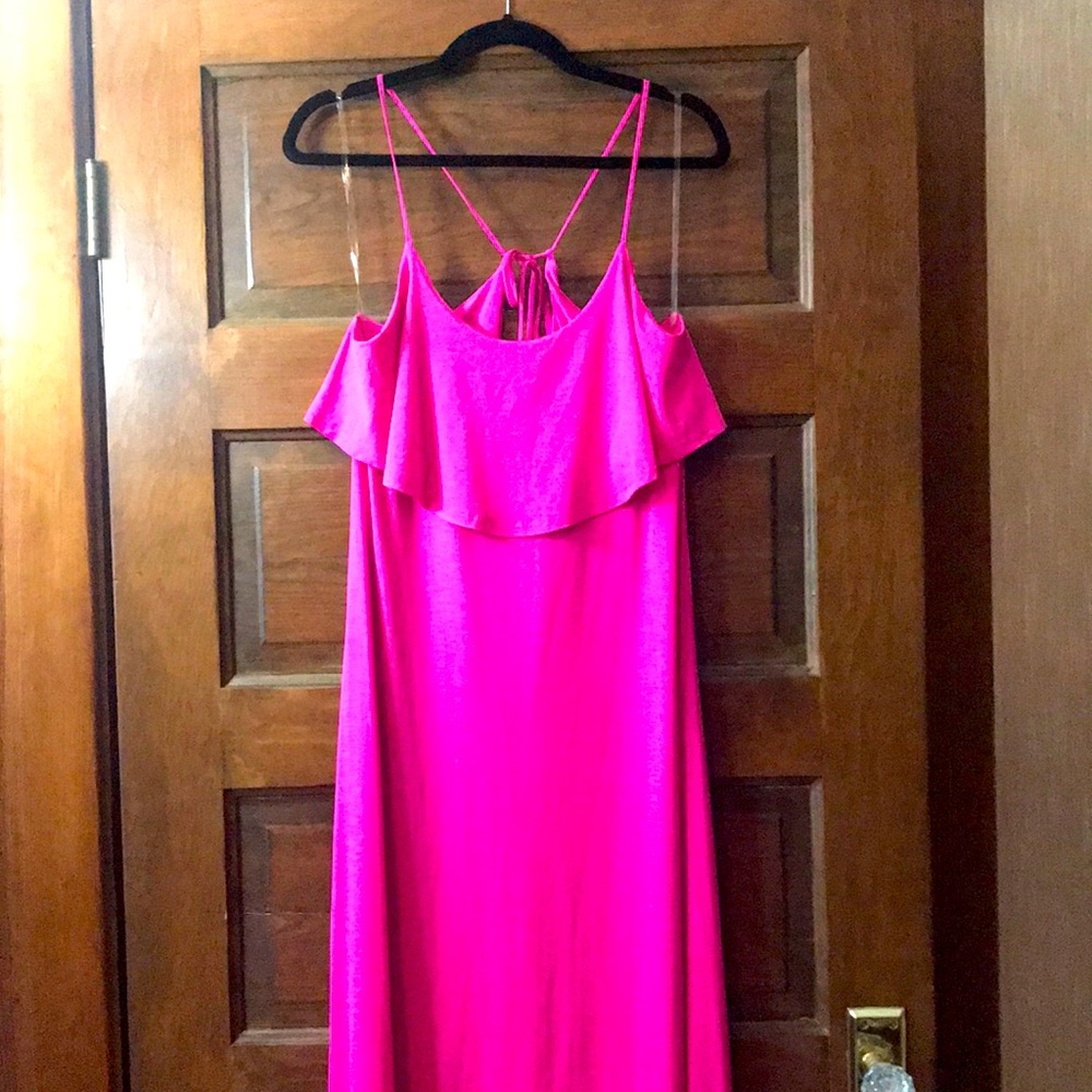 FINAL! Must go by 8/15 Flowy pink maxi dress